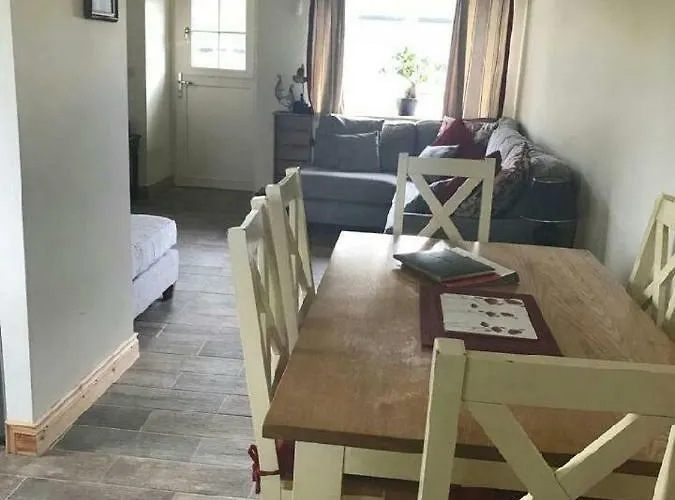 Ash Leitrim Village * County Leitrim